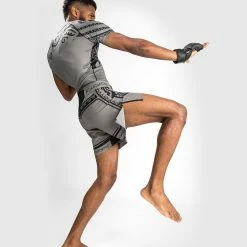 Venum Nakahi Fightshort - Grey -Cheap Boxing Store 0 252F7 252F6 252F3 252F0763ff2b1351f9f4cad271f79ac8ee8f090f2654 FS NAKAHI GREY 36 3ca3ced1 750b 4f12 99e0 62b3e964e85e