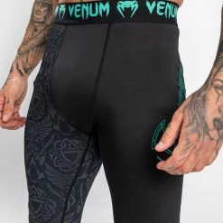 Venum Assassin's Creed Reloaded Spats - Black -Cheap Boxing Store 0 252Fb 252Ff 252F5 252F0bf599bc0d2ecdbb5a378f903bd2a566b51c5a4d SPATS ASSASSINSCREED BLACK 08