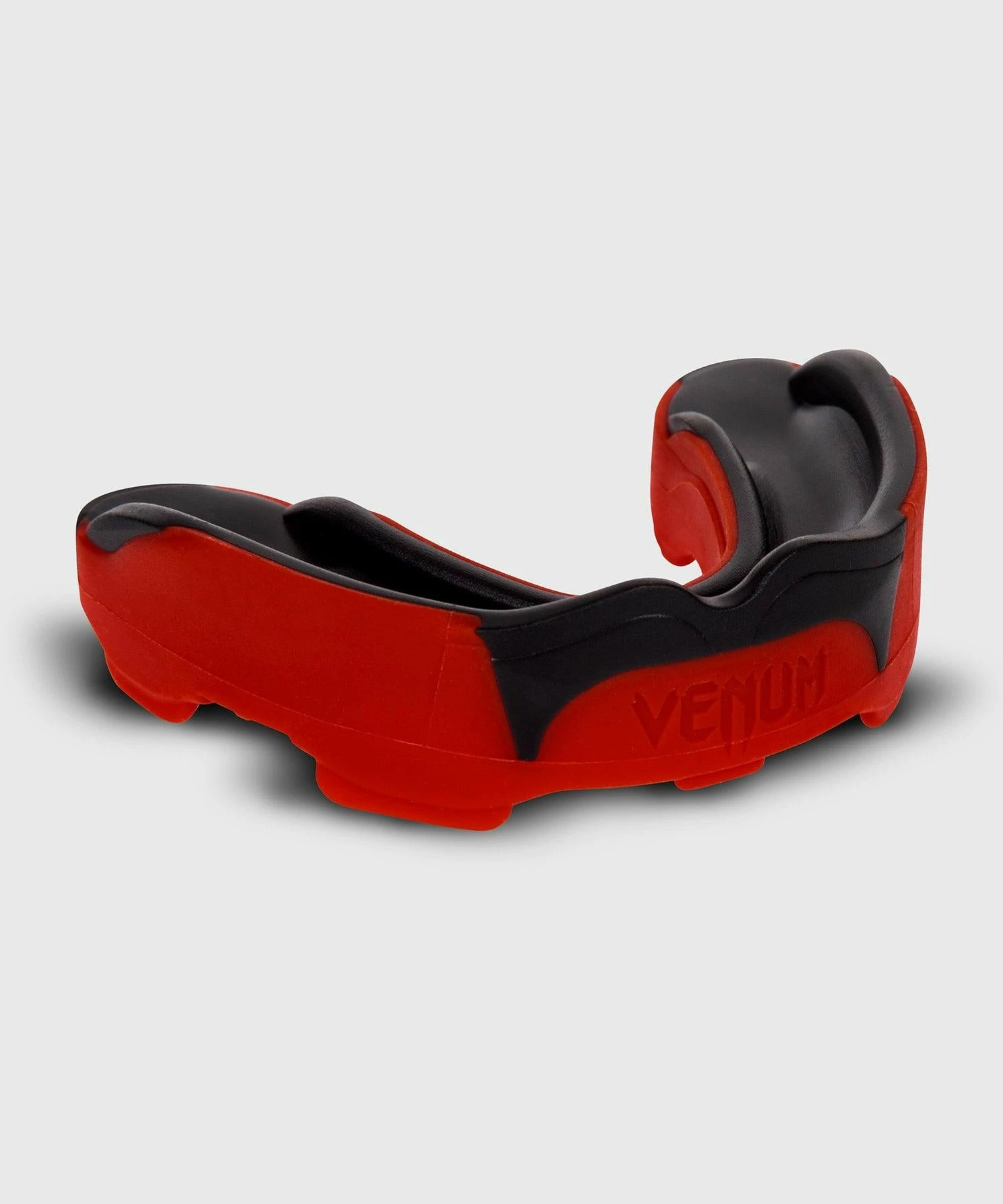 Venum Predator Mouthguard - Red/Black - Image 2