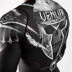 Venum GLDTR 4.0 Rashguard - Long Sleeves -Cheap Boxing Store 1 252F9 252Fc 252F2 252F19c2ce9b10ec3c655a588447b524f4c931821976 RASH LS GLADIATOR 4.0 BLACK WHITE 06 eee1f66b bc39 402b a462 50d154773fbf