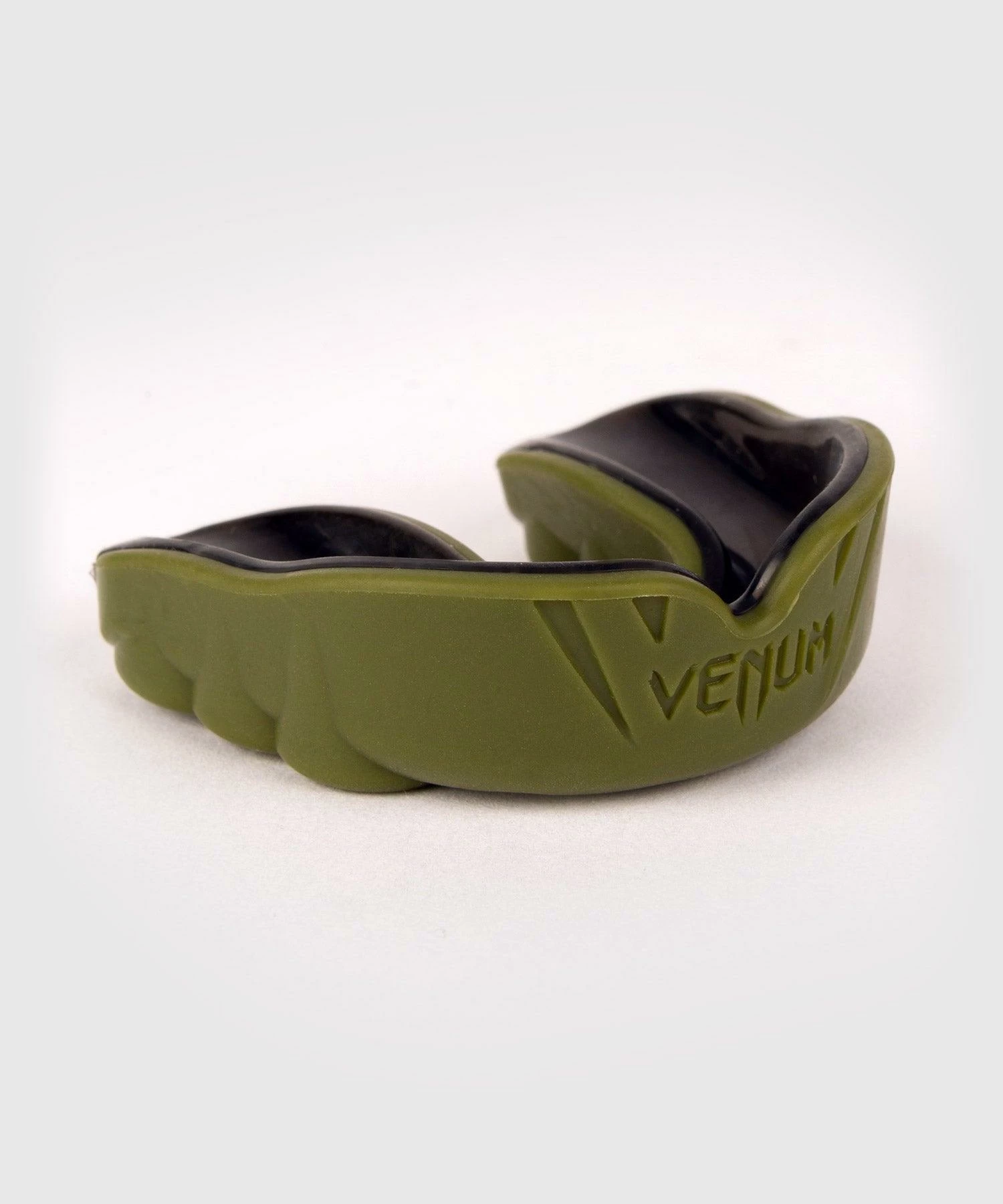 Venum Challenger Mouthguard - Image 2