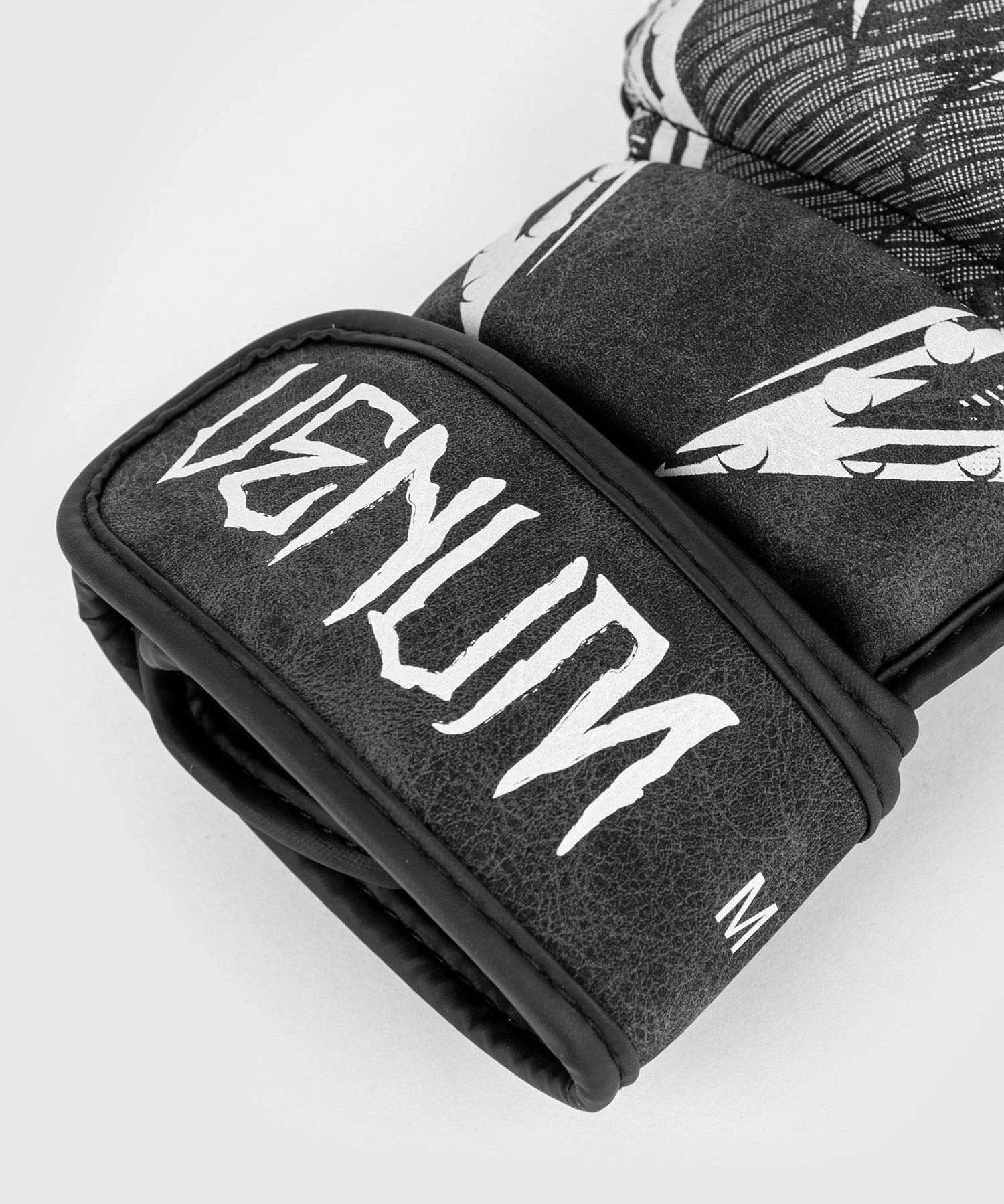 Venum GLDTR 4.0 MMA Gloves 7 Venum GLDTR 4.0 MMA Gloves - Image 5