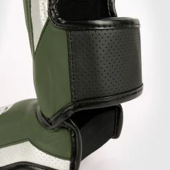 Venum Elite Evo Shinguards - Khaki/Silver -Cheap Boxing Store 3 252F4 252Fd 252F8 252F34d82371078316a00a0ec43ddd60e59ddb432049 SHINGUARDS ELITE EVO KHAKI SILVER 07 5e6dec5d 0a64 439f 96aa 64fc1c8dac2b