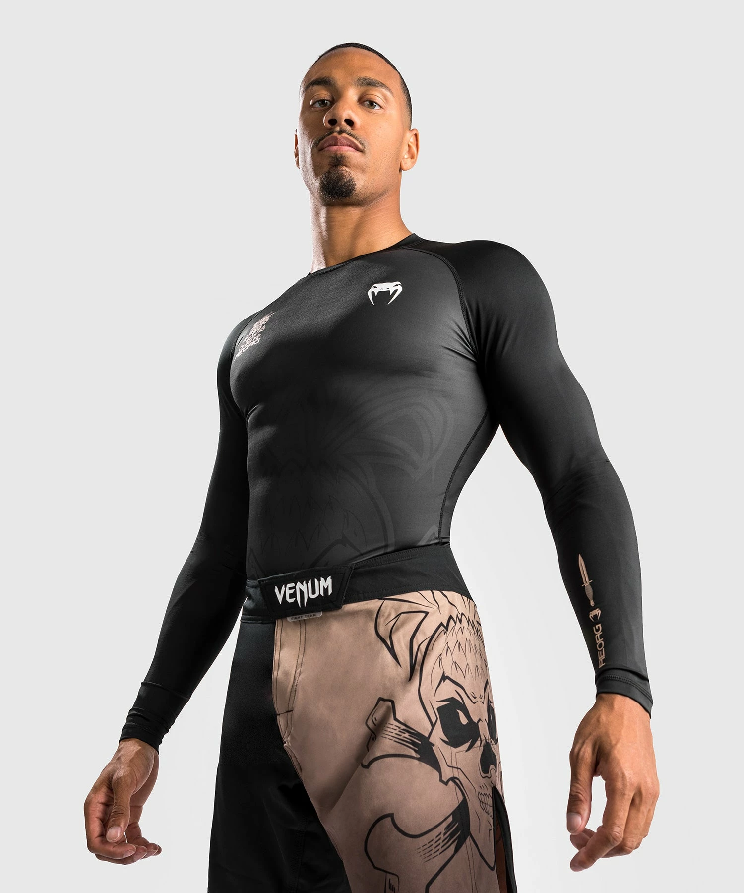 Venum Reorg Rashguard Long Sleeves - Black - Image 2