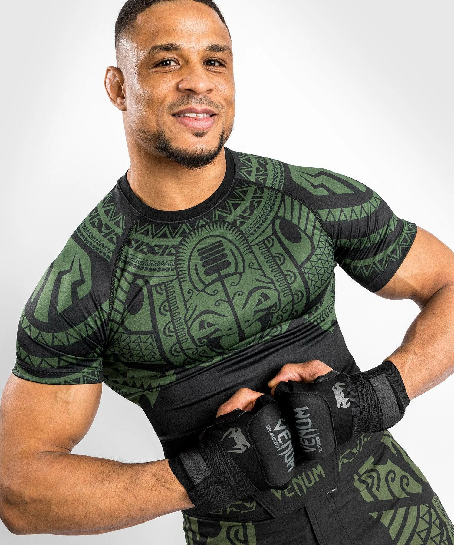 Venum Nakahi Rashguards - Short Sleeves - Black/Khaki - Image 4