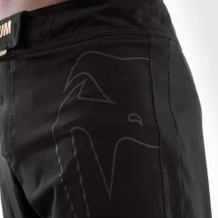 Venum Light 4.0 Fightshort - Black/Bronze -Cheap Boxing Store 4 252Fc 252F2 252Fd 252F4c2df4a3a24388c1e07f99228915c815b3d3c696 FS LIGHTS4.0 BLACK BRONZE 07