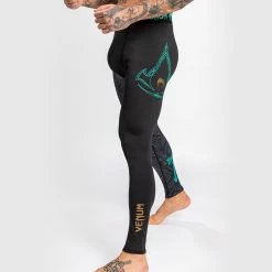 Venum Assassin's Creed Reloaded Spats - Black -Cheap Boxing Store 5 252F4 252Fd 252F8 252F54d8672408e36f050ce8579f8485d602656228aa SPATS ASSASSINSCREED BLACK 03