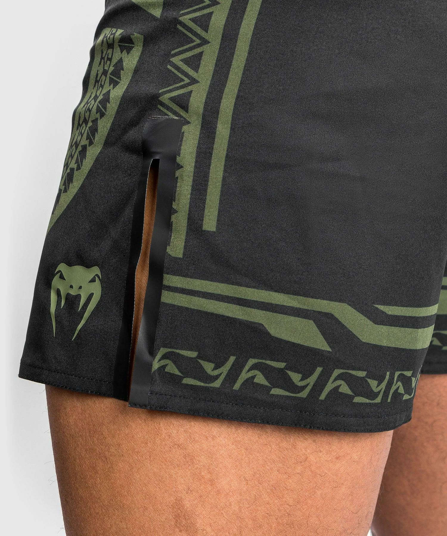 Venum Nakahi Fightshort - Black/Khaki - Image 6