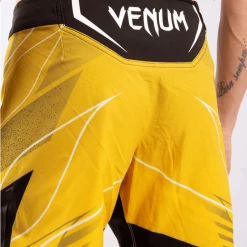 UFC Venum Pro Line Men's Shorts - Yellow -Cheap Boxing Store 5 252F9 252F3 252Fa 252F593a4735bc45883fe1dae21205bdbde19bba5daf 8 f372341b 3f4c 4c7b b31a 9de9b224dd86