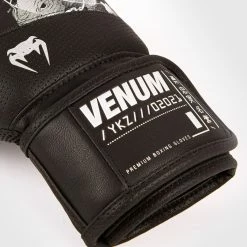 Venum YKZ21 Boxing Gloves - Black/Silver -Cheap Boxing Store 5 252Fa 252Fa 252F7 252F5aa752781c0b6f866a410807a3d53ee5aff0c3b4 BG YKZ21 BLACK BLACK 07 a57dd817 7ab1 40fc 8c8a fe73129a1c50