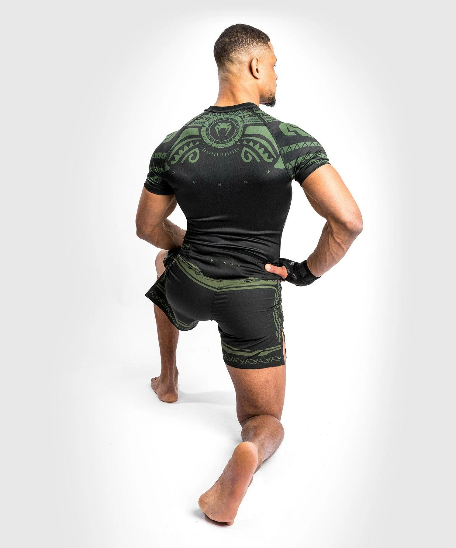 Venum Nakahi Fightshort - Black/Khaki - Image 3