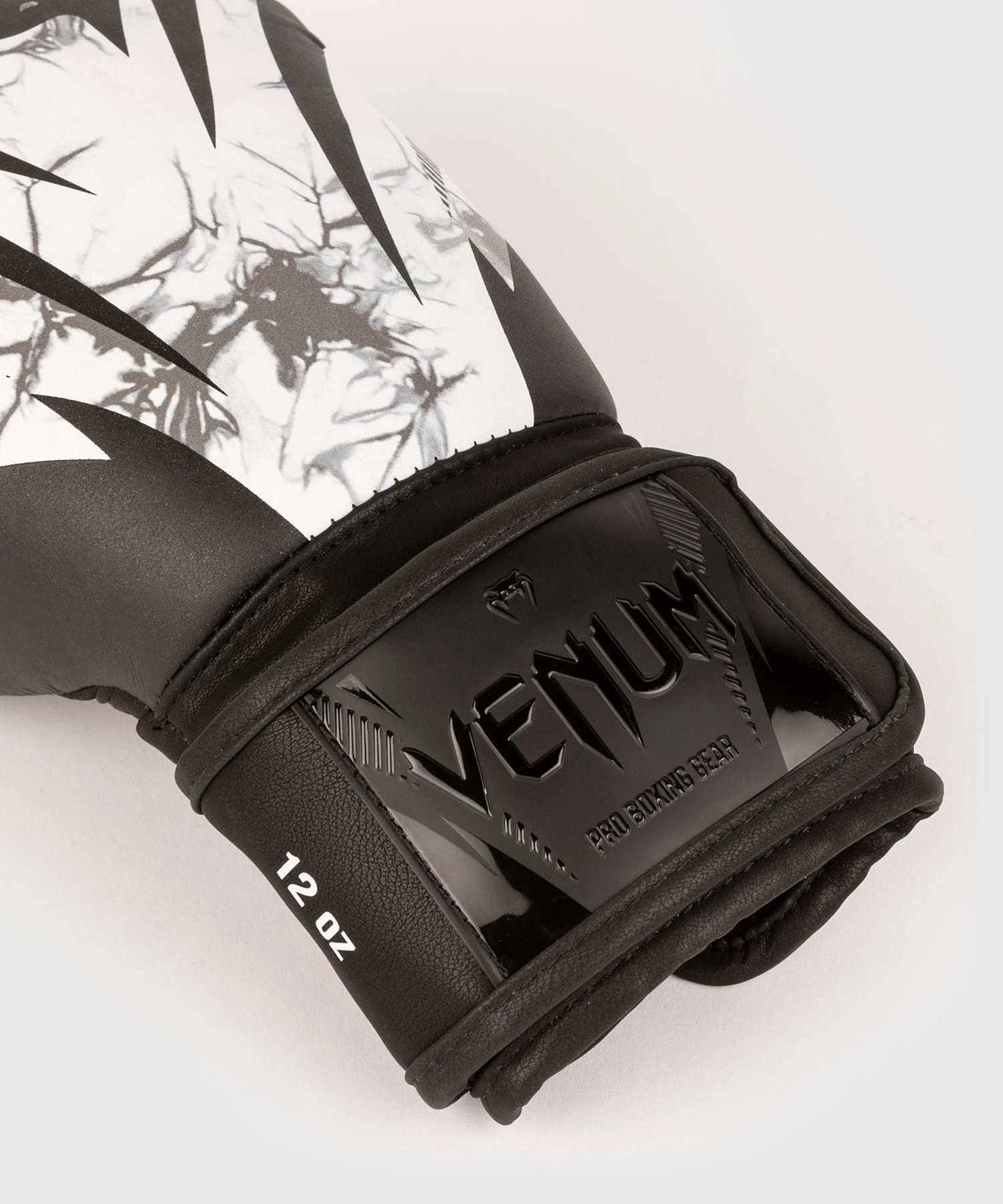 Venum Impact Boxing Gloves - Marble 7 Venum Impact Boxing Gloves - Marble - Image 5