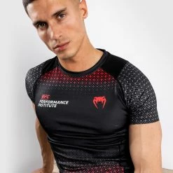 UFC Venum Performance Institute Rashguard - Short Sleeves - Black/Red -Cheap Boxing Store 8 252F6 252F4 252F1 252F86411de7963286938526f6130c55699fb9bbf04b VNMUFC 00091 100 02
