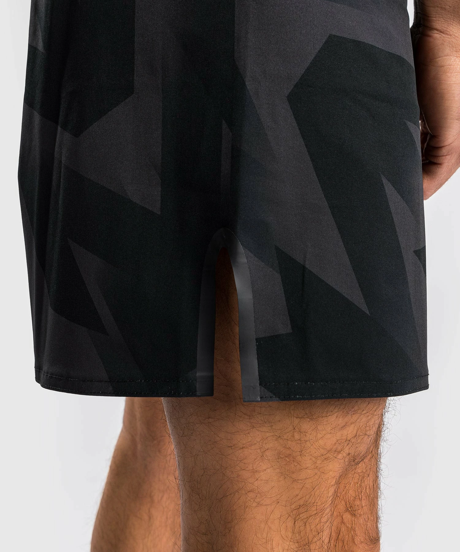 Venum Razor Fightshorts - Black/Gold - Image 6
