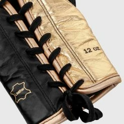 Venum Shield Pro Boxing Gloves - With Laces - Black/Gold -Cheap Boxing Store IMG 8334 copie
