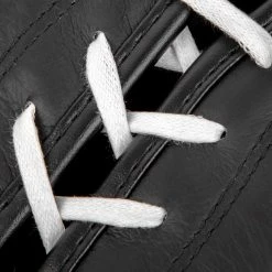 Venum Hammer Pro Boxing Gloves - With Laces - Black/White -Cheap Boxing Store IMG 8380 copie de26a9ec 4ec3 4527 a91f 5656a05b08ca