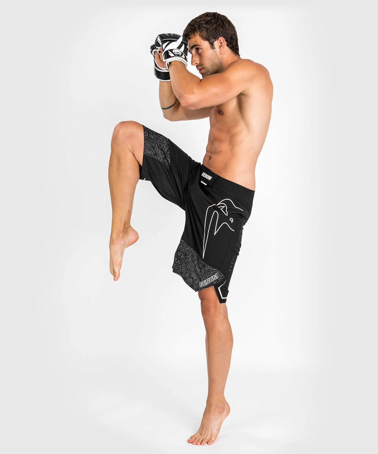 Fightshorts Light 4.0 Venum - Black/White - Image 2