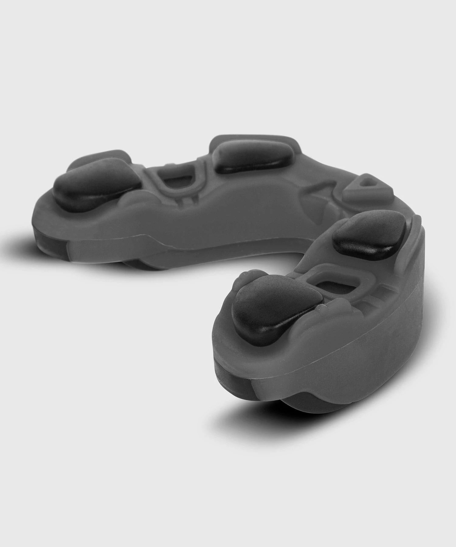 Venum Predator Mouthguard - Image 4