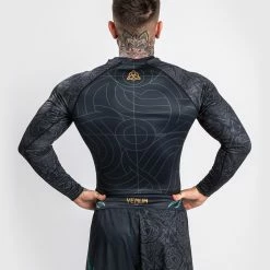 Venum Assassin's Creed Reloaded Rashguard - Long Sleeves - Black -Cheap Boxing Store a 252Fa 252F9 252F7 252Faa976ec088e5d342a6d930b606864fa1f111cb42 RASH LS ASSASSINSCREED BLACK 02B