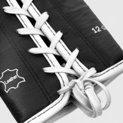 VENUM CUSTOM Shield Pro Boxing With Laces 16 VENUM CUSTOM Shield Pro Boxing With Laces -Cheap Boxing Store d31da5a7219329d4bc172d438f339c27c2eec786 IMG 8318 copie 1