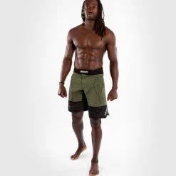 Venum Light 4.0 Fightshort - Khaki/Silver -Cheap Boxing Store d 252Fd 252Fe 252F7 252Fdde78e0fc45217a3e4f56fc9b8fc8e9345fa8523 FS LIGHTS4.0 KHAKI SILVER 13