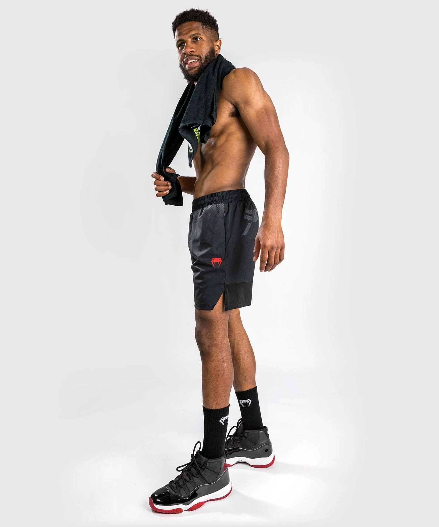 Venum Okinawa 3.0 Training Shorts - Black/Red - Image 2