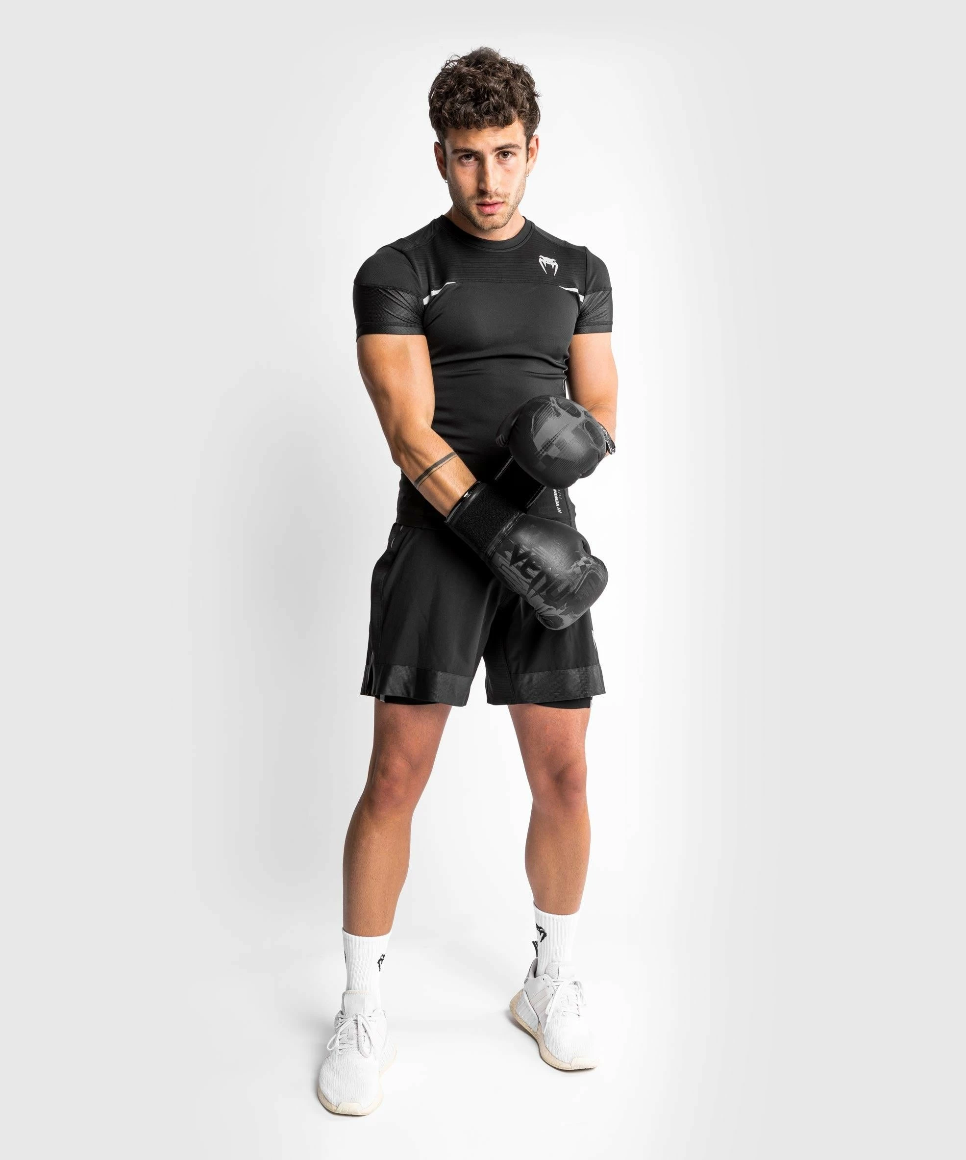 Venum Tempest 2.0 Rashguard Short Sleeves - Black/Grey - Image 10