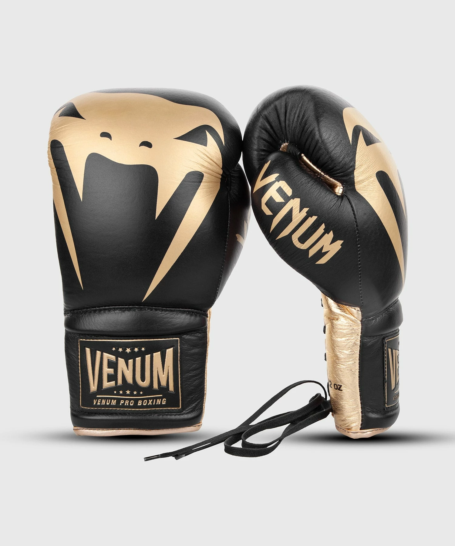 Venum Giant 2.0 Pro Boxing Gloves - With Laces - Black/Gold - Image 2