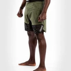 Venum Light 4.0 Fightshort - Khaki/Silver -Cheap Boxing Store f 252F1 252Fb 252F8 252Ff1b831c2d824e4c8288b2c47ff66b69ece14f256 FS LIGHTS4.0 KHAKI SILVER 02